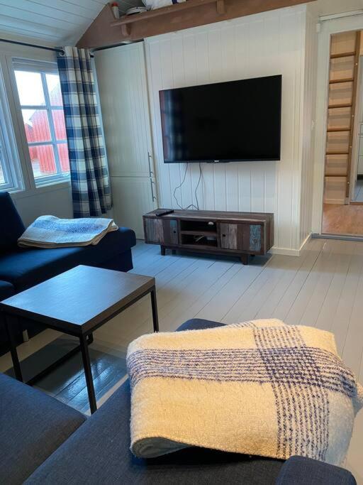 Close To Sea, Central, Rent A Boat, Mountain Hike, Wifi, Free Parking Haug Esterno foto